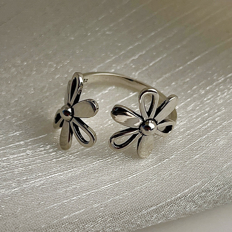 Damen Blütenring mit filigranem Design Shop Nory