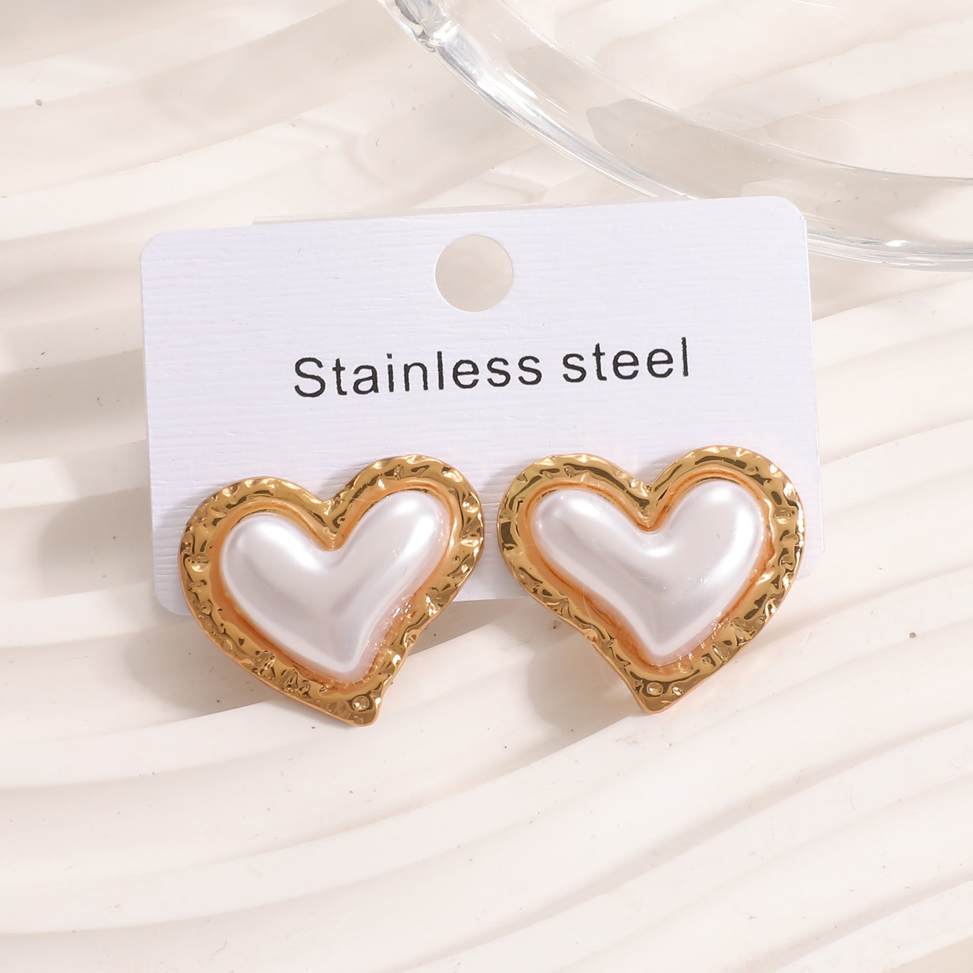 Damen Ohrstecker im stilvollen Herzdesign Shop Nory