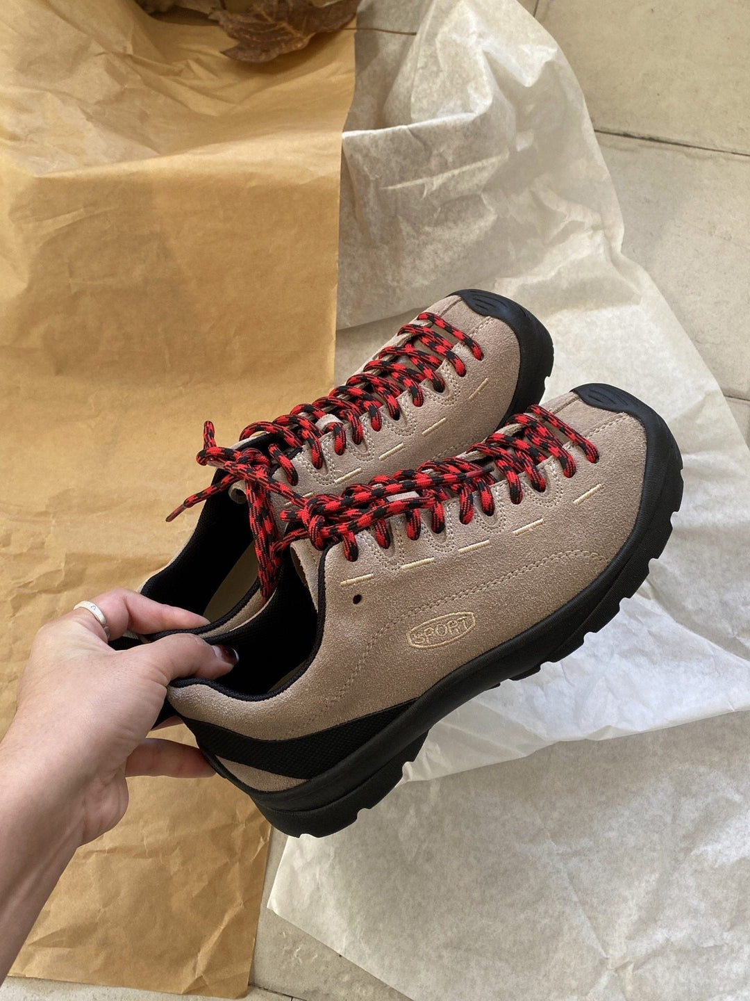 Damen Sportliche Wanderschuhe mit griffiger Sohle und atmungsaktiver Oberfläche