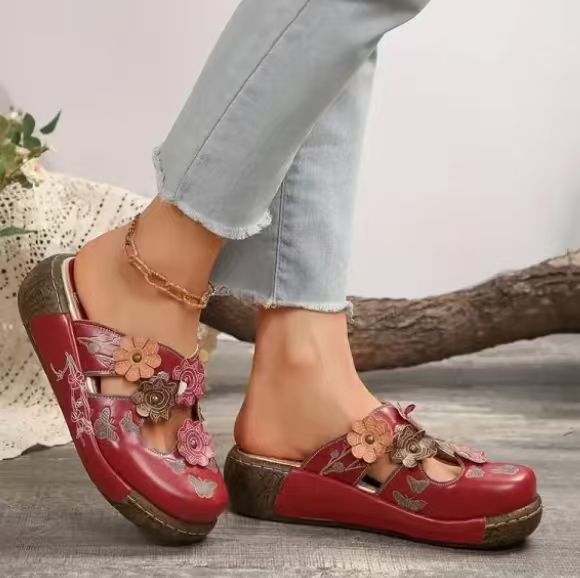 Damen Bequeme Blumensandalen mit ergonomischem Fußbett und modischen Akzenten