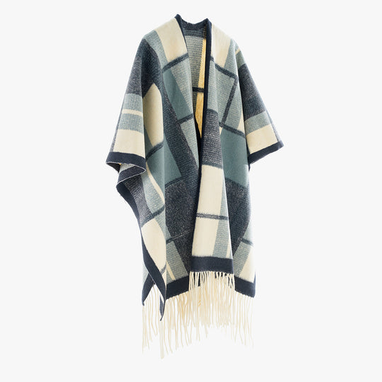 Damen Capeponcho im Oversize‑Rechteckschnitt mit karierter Webstruktur und Fransen Shop Nory