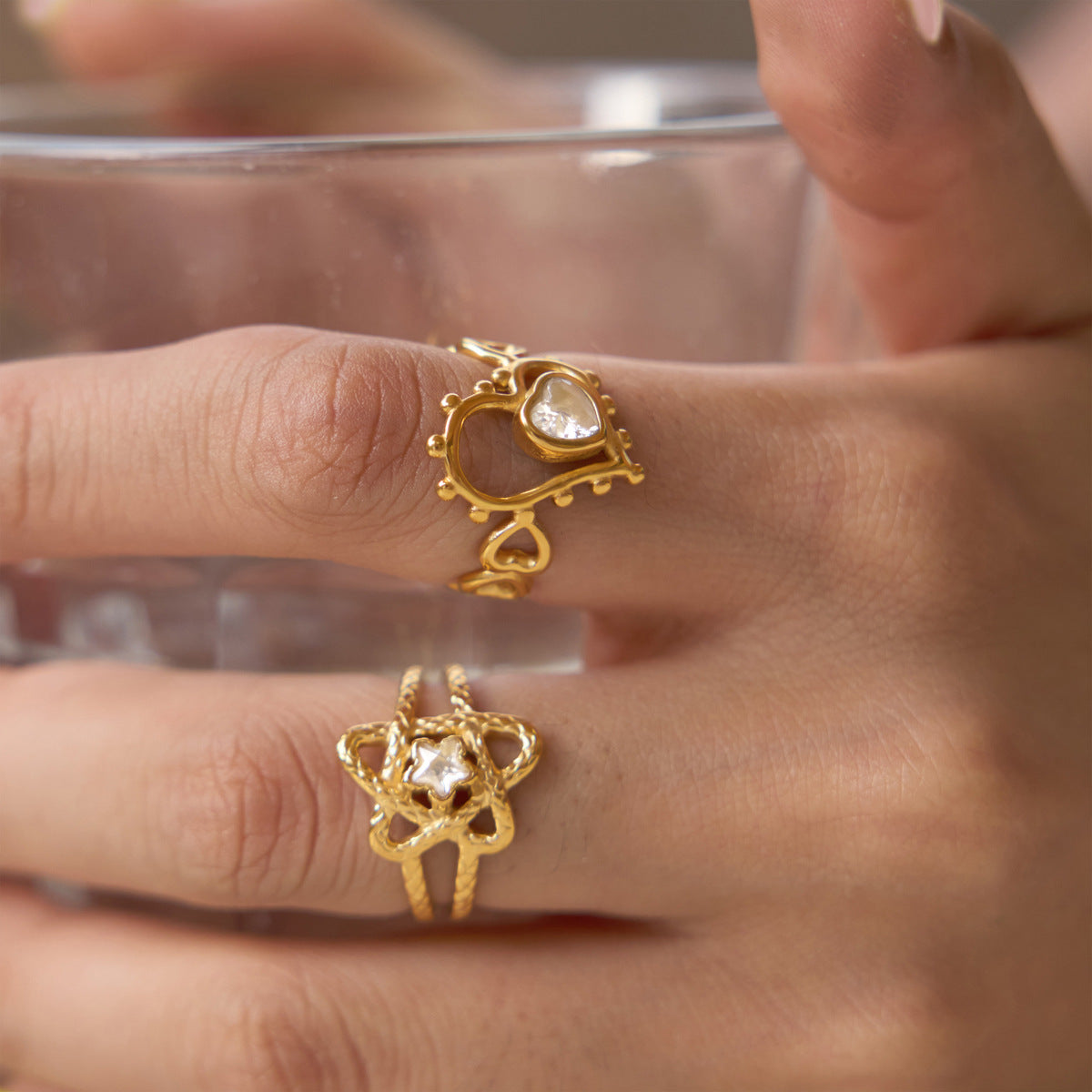 Damen offener Ring mit künstlerischem Herzdesign und hypoallergenen Eigenschaften Shop Nory