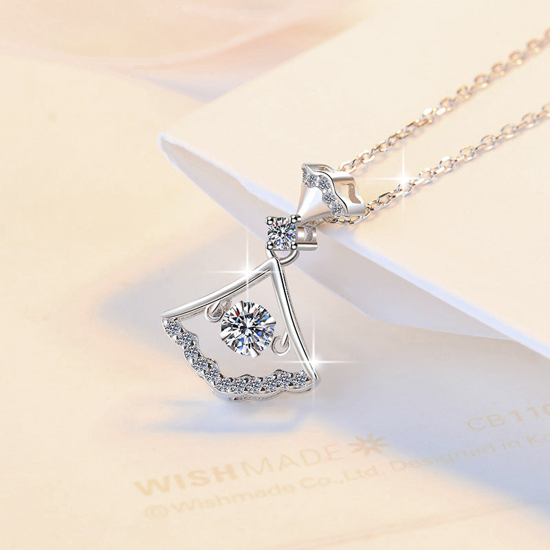 Damen elegante Anhänger-Halskette mit funkelndem Zirkonia Shop Nory