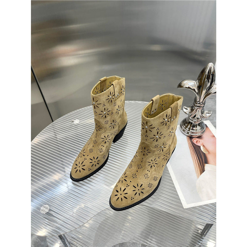 Damen Western‑Stiefeletten aus Wildleder mit Laser‑Cut Blumenmuster und mittelhohem Blockabsatz Shop Nory
