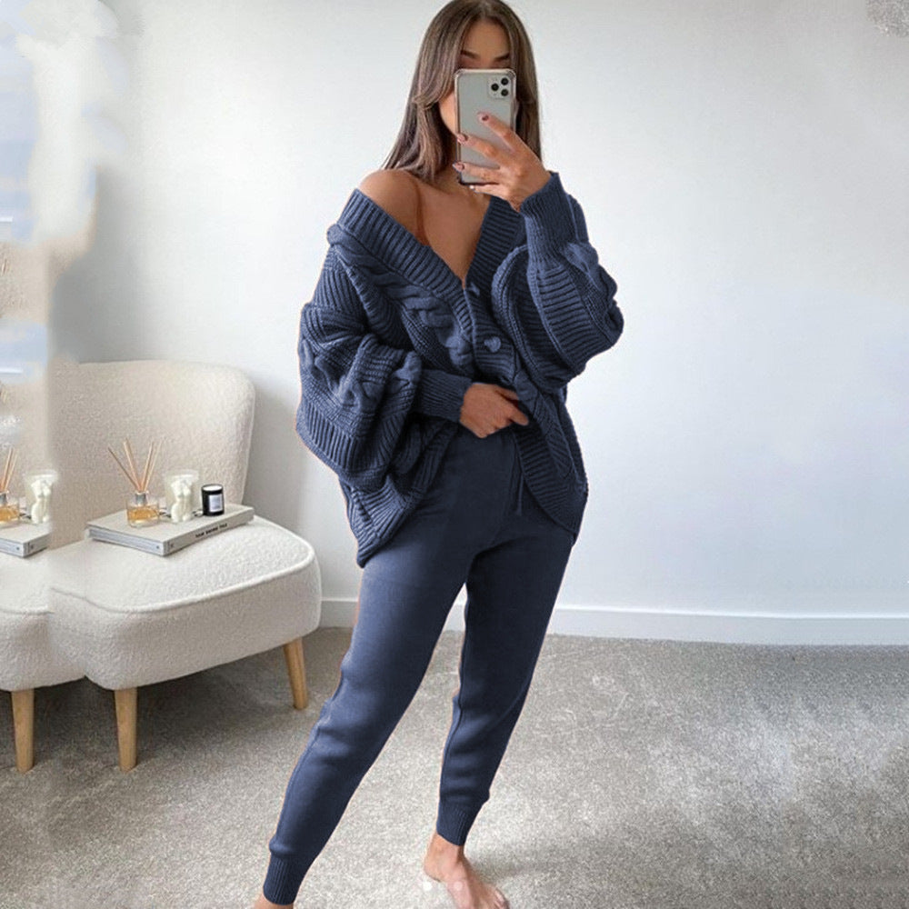 Damen nan kuscheliges Oversize Strickset bestehend aus Zopfmuster Cardigan und taillierter Strick-Jogginghose Shop Nory