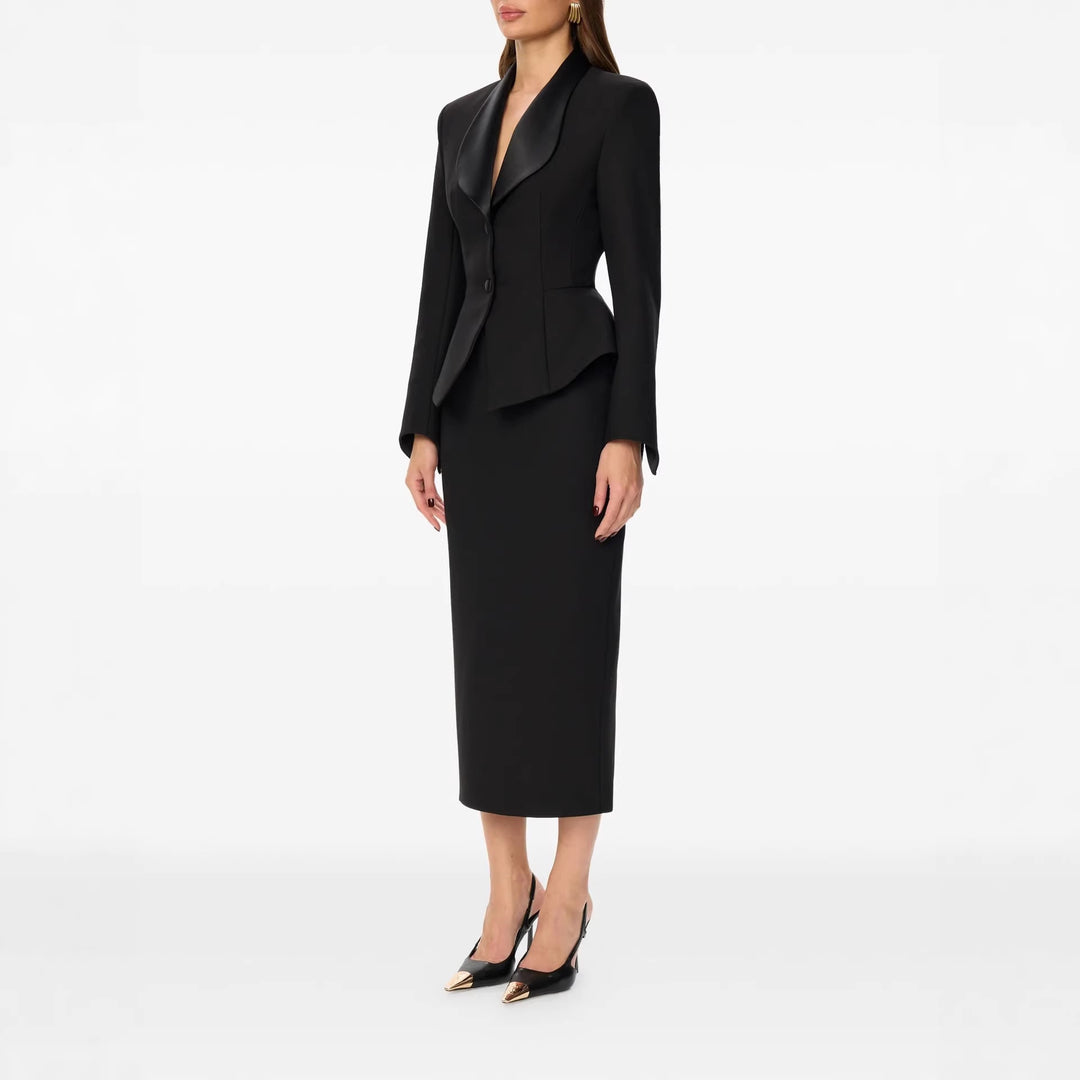 Damen Taillierter Blazer mit Schößchen Satin‑Schalkragen und schlanker Silhouette Shop Nory