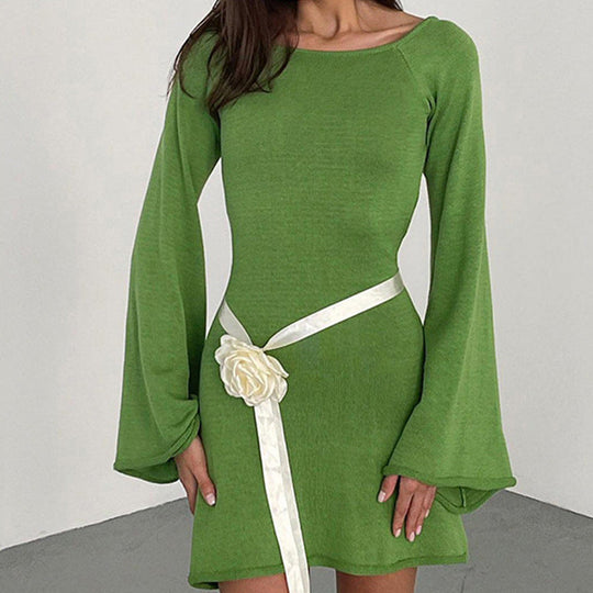 Damen elegantes Strickkleid mit weitem Ärmel und figurbetonter Silhouette