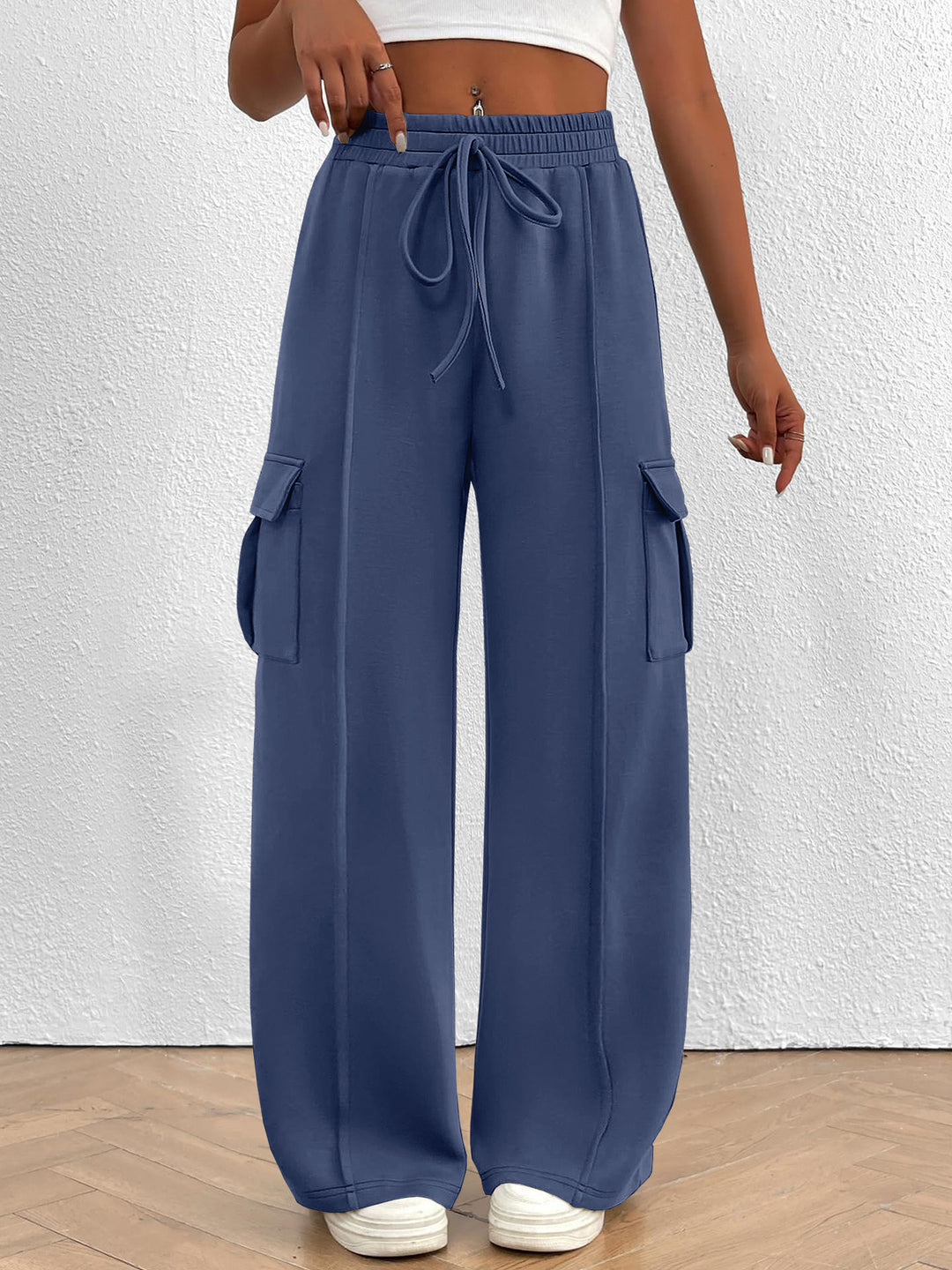 Damen Weite Cargo-Loungehose mit Tunnelzugbund und aufgesetzten Pattentaschen Shop Nory