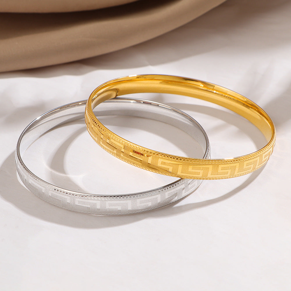 Frauen Gravierte Vergoldete Armreif Bracelet Shop Nory