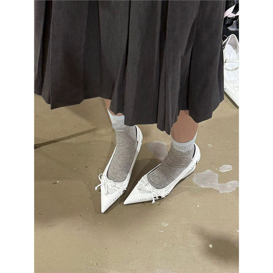 Damen Spitz zulaufende Mesh-Metallic-Pumps mit sculpted Kitten-Absatz und Schleifenriemen Shop Nory