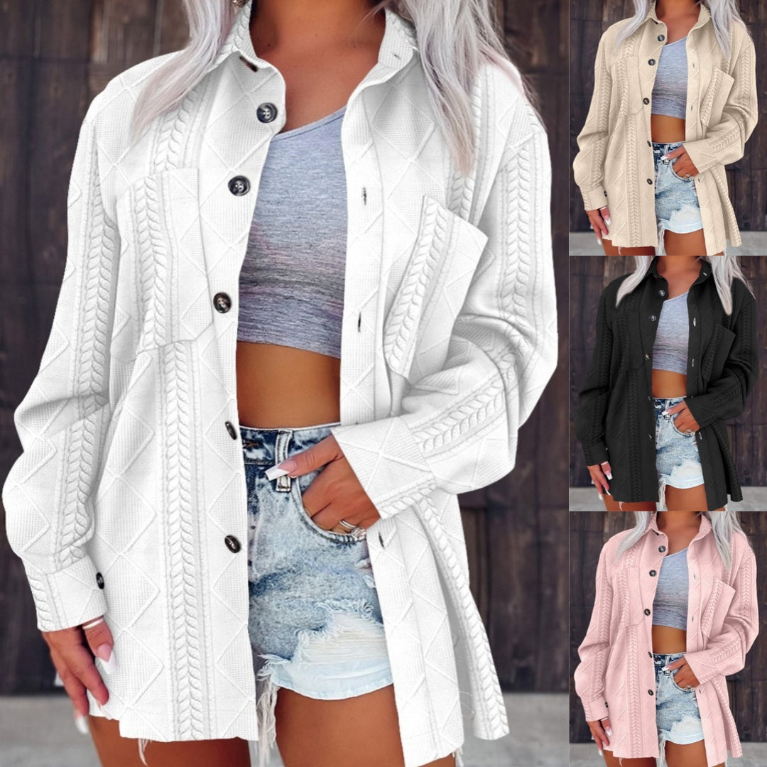 Damen Oversize Strick‑Hemdjacke mit Zopfstrick, Brusttasche und Knopfleiste Shop Nory