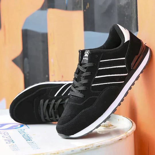 Klassische Herrensneaker