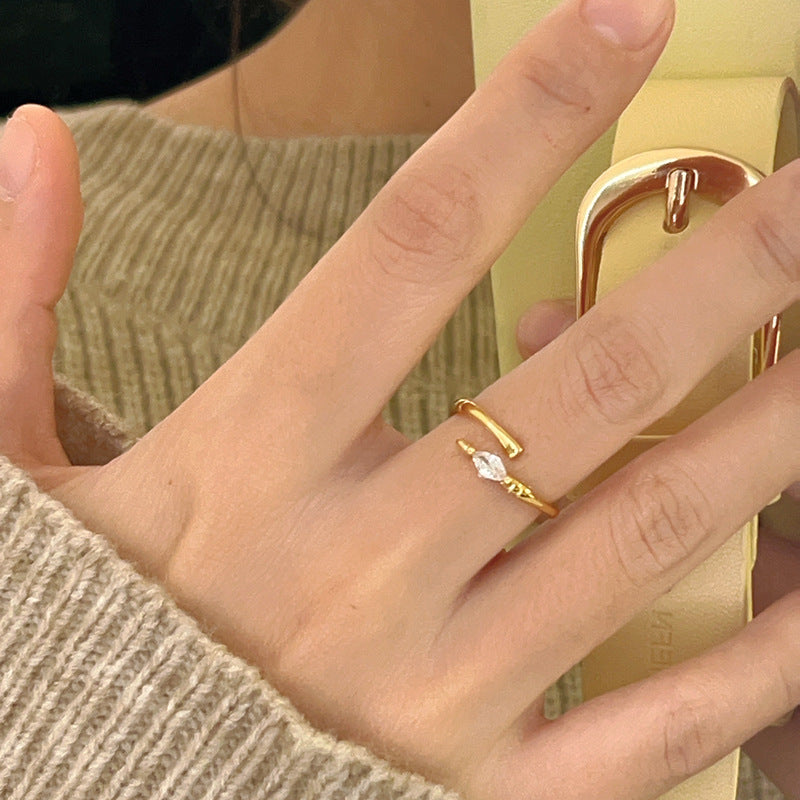 Damen Offener, eleganter Ring mit zartem Stein Shop Nory