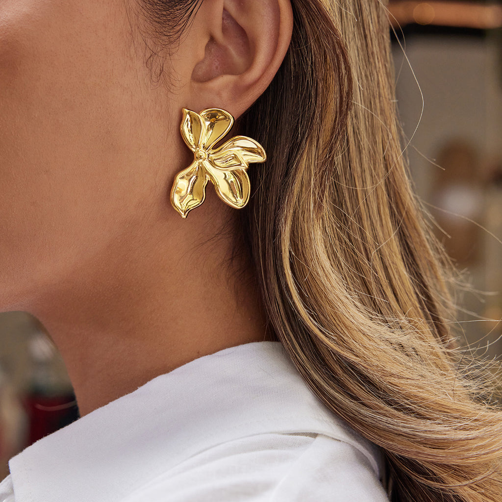 Damen Ohrringe im eleganten Blumen-Design aus hypoallergenem Edelstahl Shop Nory