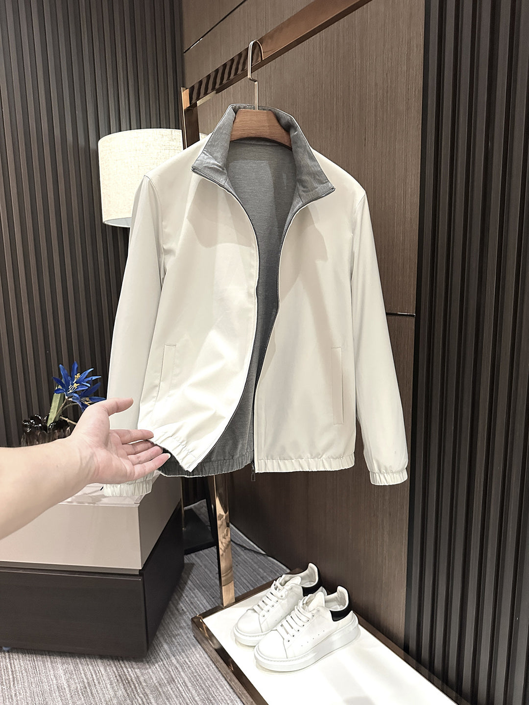 Herren Leichte Reißverschluss-Jacke mit elastischem Saum und kontrastkragen Shop Nory