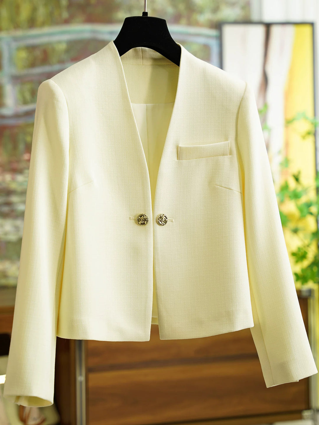 Damen Stilvoller Kurzblazer mit glamourösen Knöpfen Shop Nory