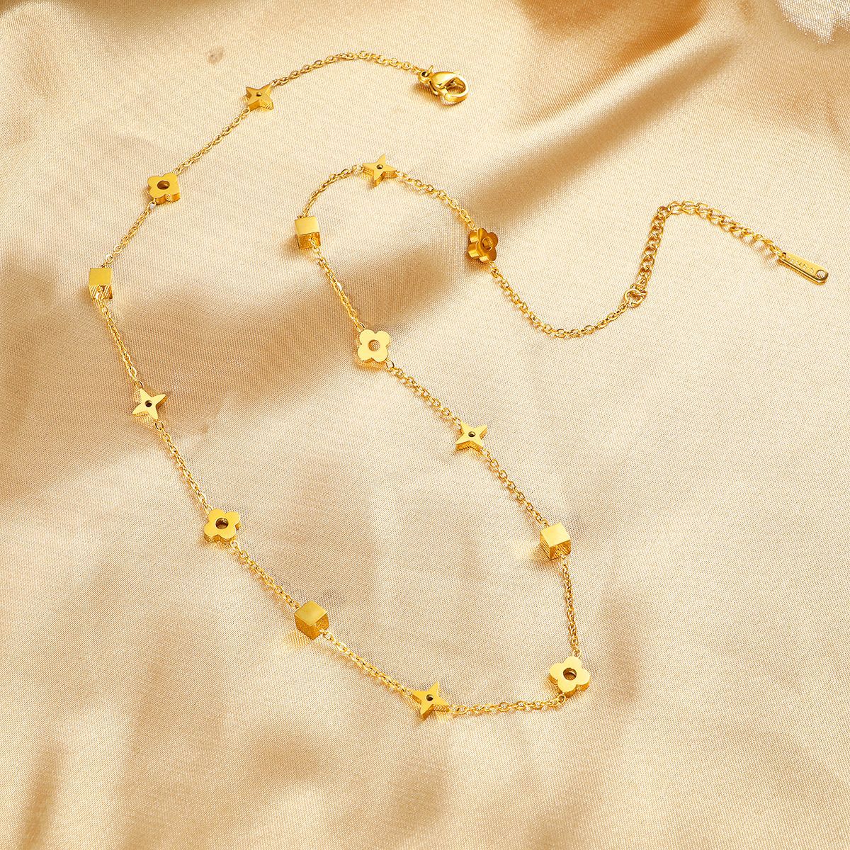 Damen Blumen-inspiriertes goldfarbenes Kettenhalsband Shop Nory