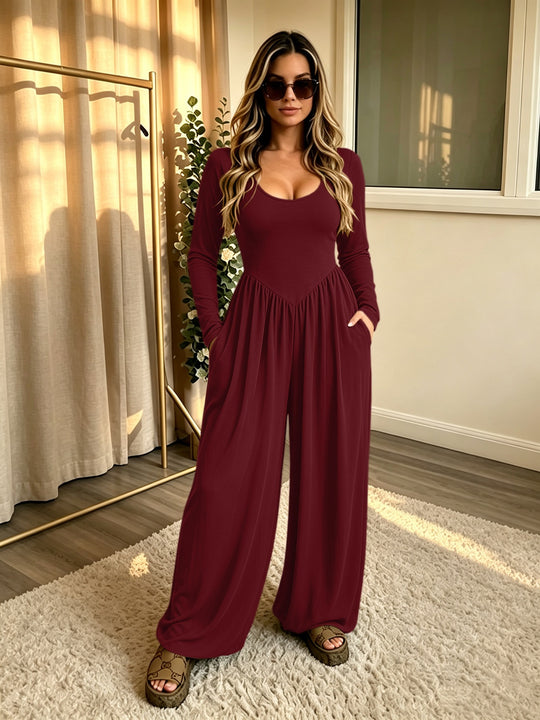 Damen Langer Jumpsuit mit weitem Bein, tiefem Rundhals und Eingrifftaschen Shop Nory