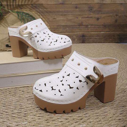 Damen Komfortable Clogs mit floraler Lochmusterung