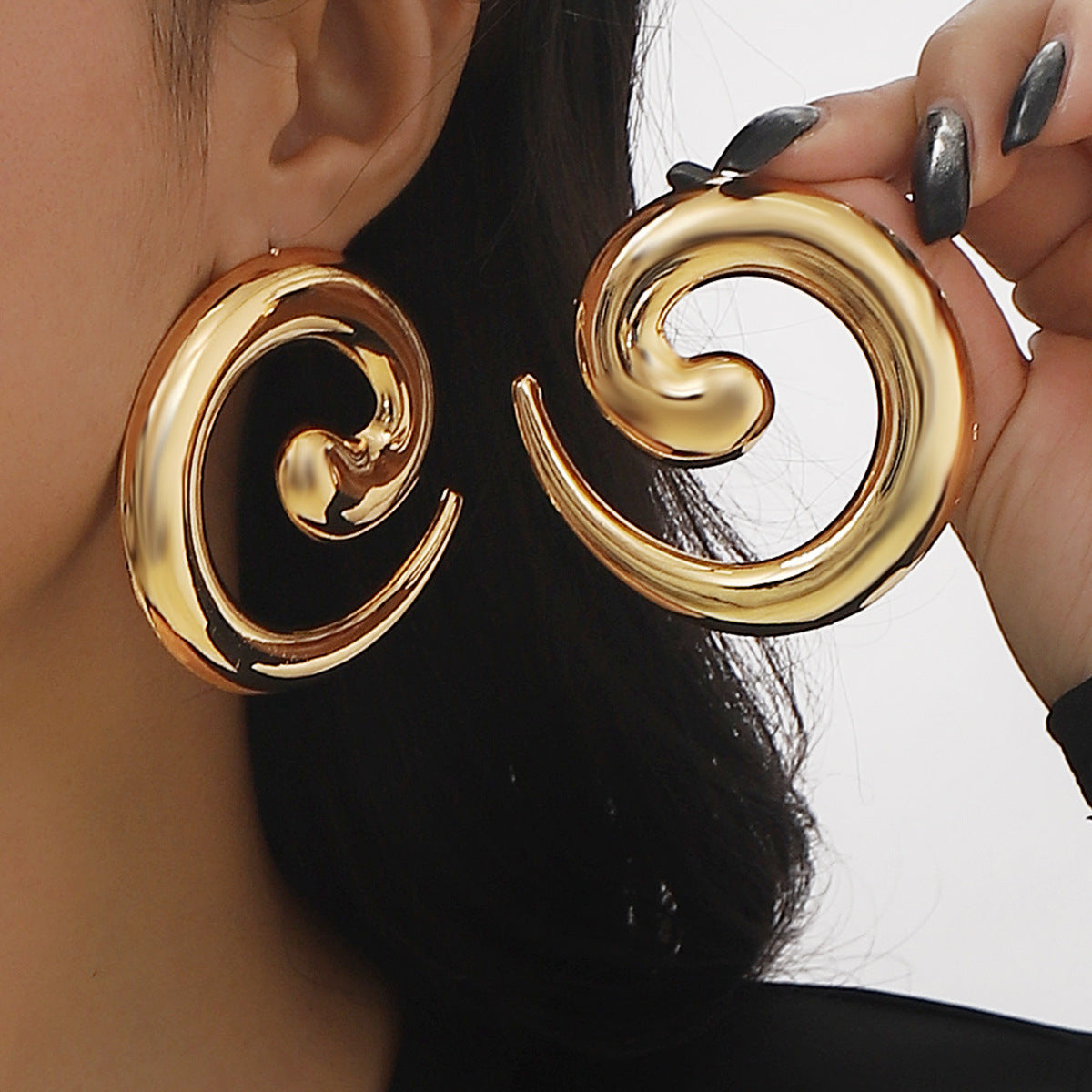 Damen Hängende Ohrringe mit elegantem Spiraldesign Shop Nory