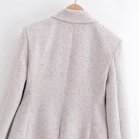 Damen Taillierter Bouclé‑Blazer mit Wiener Nähten und verdeckter Knopfleiste Shop Nory