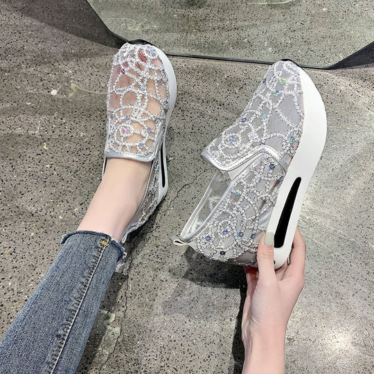 Damen Plateausneaker mit verstecktem Keil und Spitzenbesatz Shop Nory