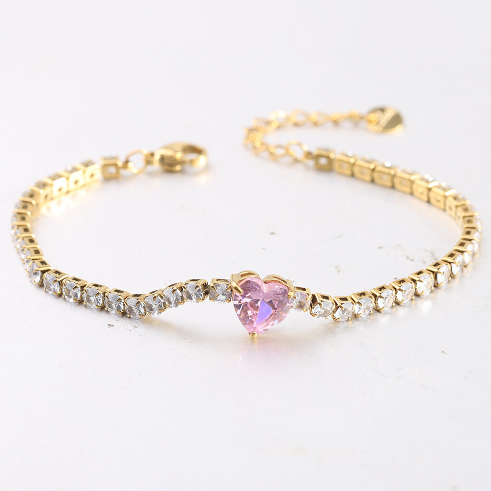 Damen Armband mit herzförmigem Amethyst und funkelnden Zirkonia Shop Nory