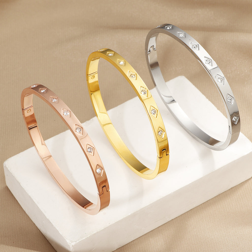 Damen Geometrisches Diamantbesetztes Armreif Armband Shop Nory