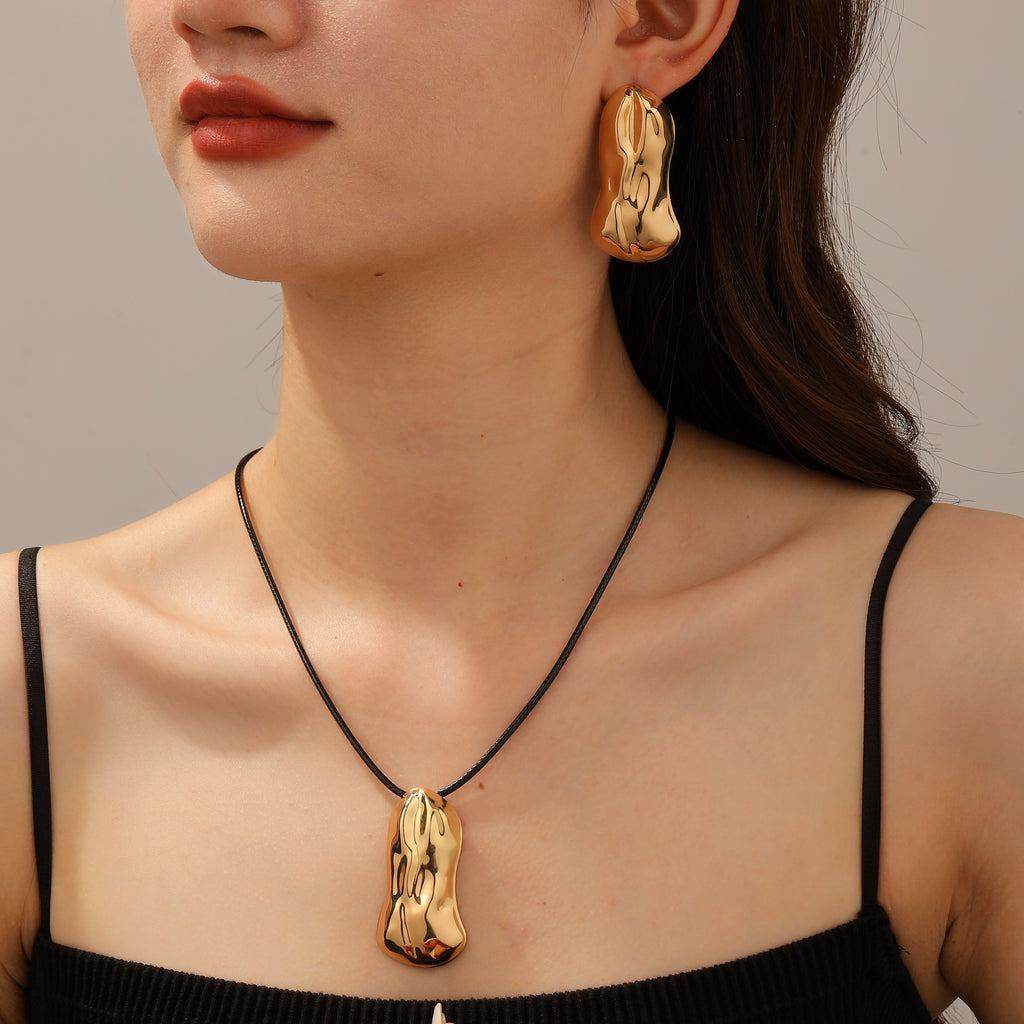 Damen Schmuckset mit kunstvollem, geschwungenem Design Shop Nory