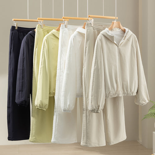 Damen Leichte Kapuzenjacke mit Kurzreißverschluss, Raglanärmeln und elastischem Saum Shop Nory