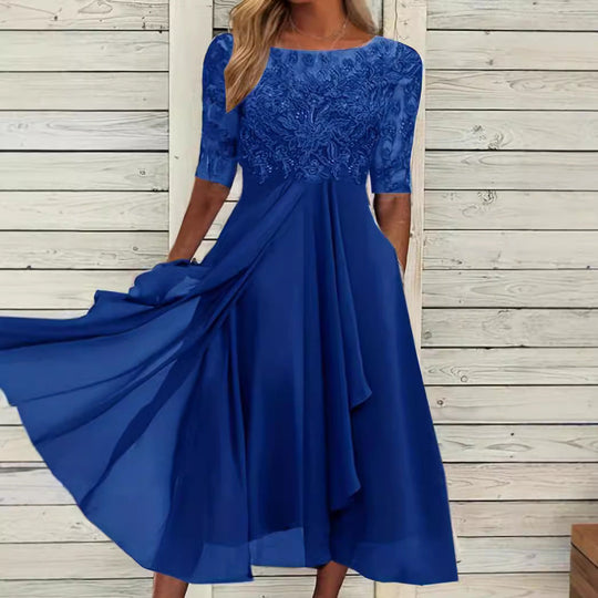 Damen Abendkleid mit elegantem Stickdesign und fließendem Rock