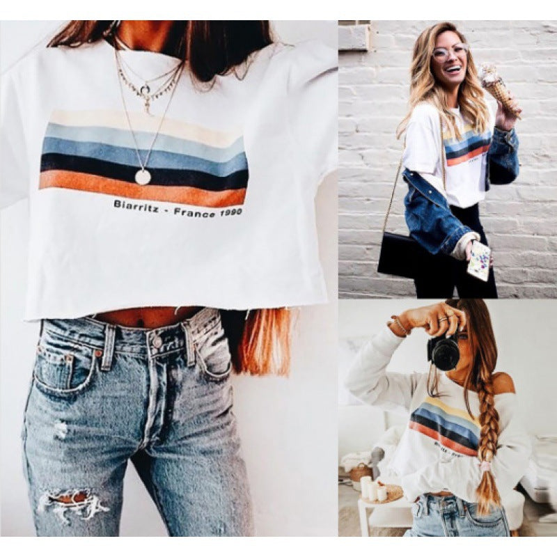 Damen Off-Shoulder Sweatshirt mit Retro-Bandprint und lockerer Cropped-Passform Shop Nory