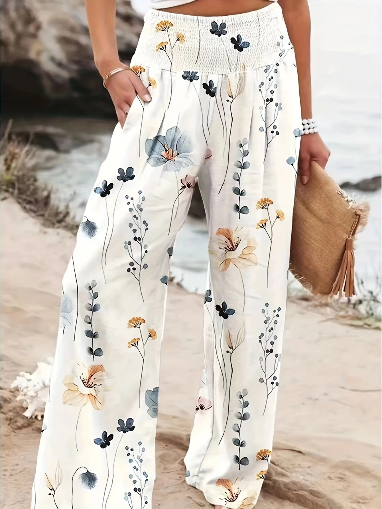 Damen Weit geschnittene Sommerhose mit floralem Print und elastischem Bund Shopnory
