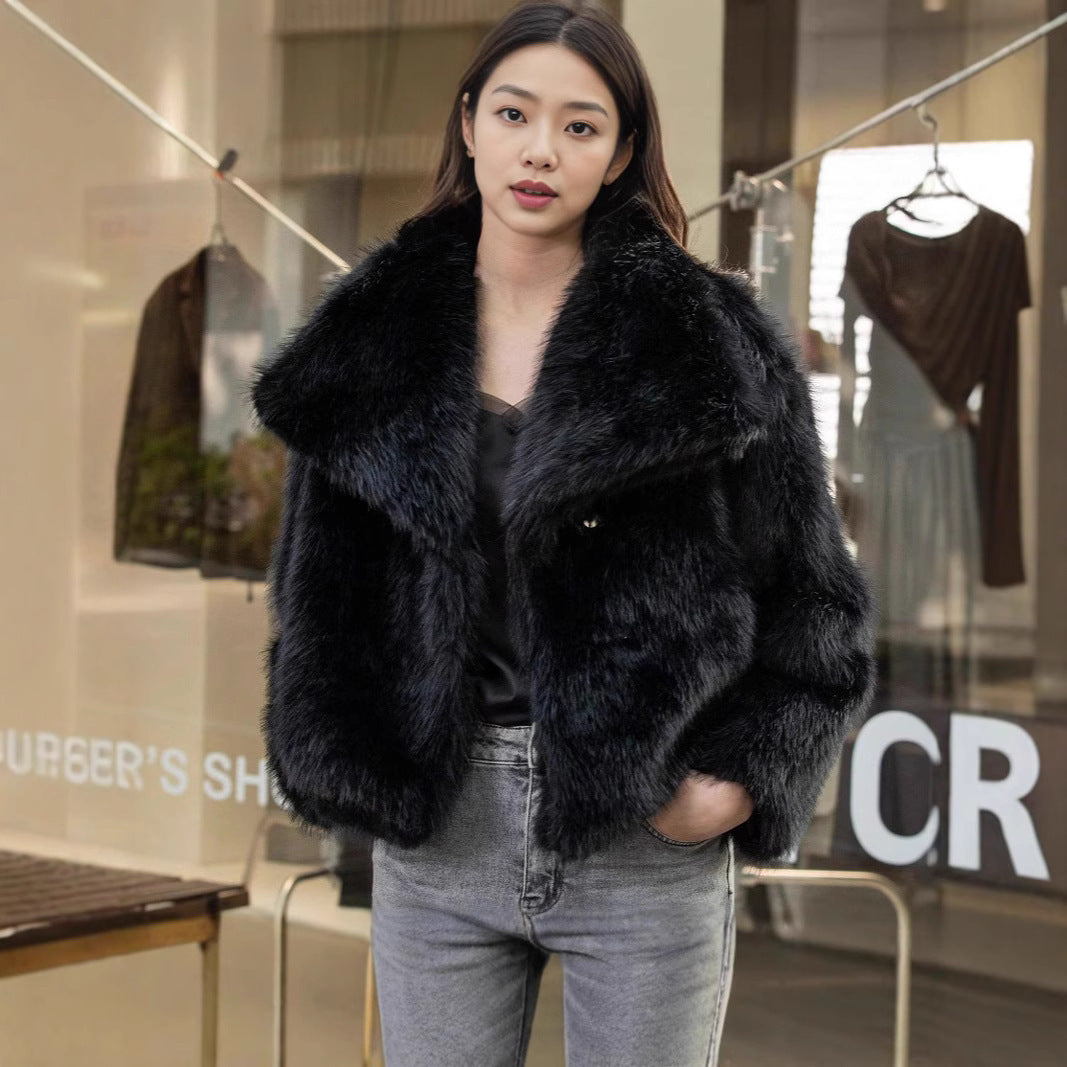 Damen Kurze Kunstfelljacke mit voluminösem Schalkragen Shop Nory