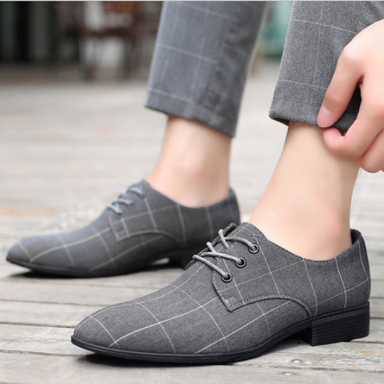 Herren Eleganter kariert-musterierter Derby-Halbschuh mit schmaler Spitzform Shop Nory