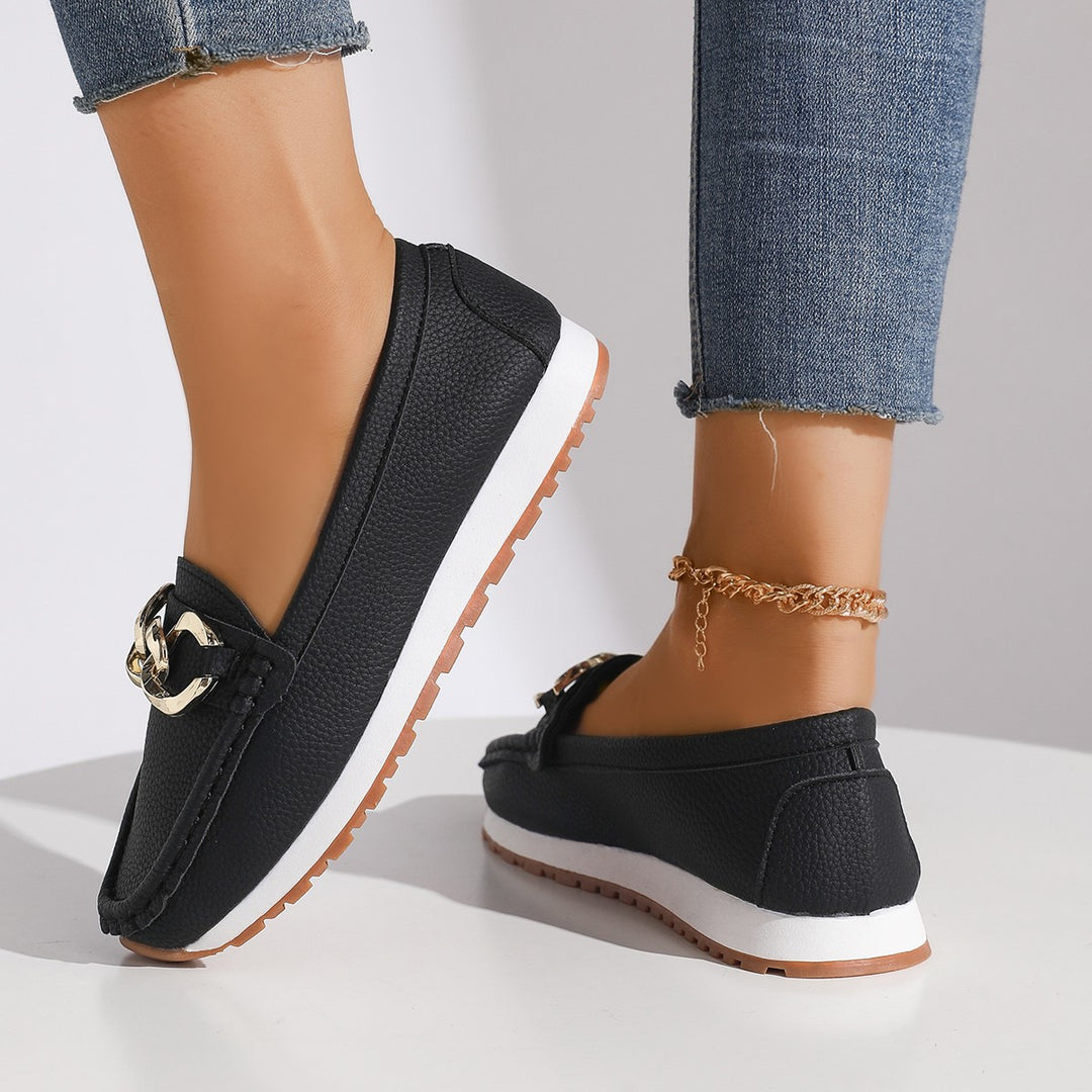 Damen Modische Mokassin‑Slipper mit goldener Gliederkette und profilierter Gummisohle Shop Nory