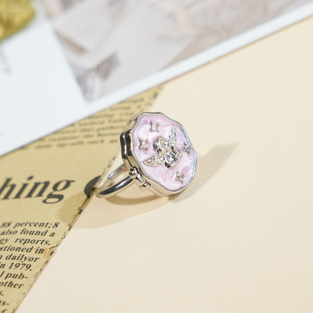 Damenring mit detailverliebtem Engel-Motiv Shop Nory