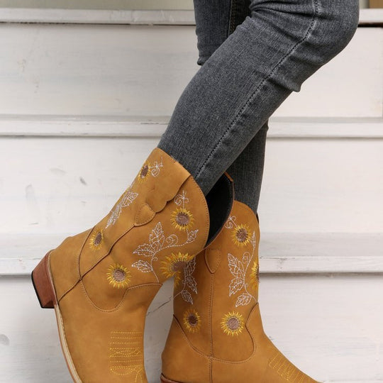 Damen Western-Stiefel mit bestickten Sonnenblumen und komfortablem Blockabsatz Shop Nory