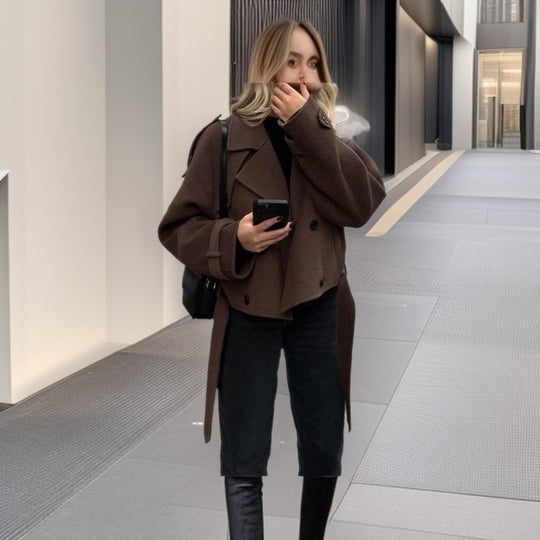 Damen Kurz geschnittener Oversize-Wollmix-Peacoat mit weitem Revers und Bindegürtel Shop Nory