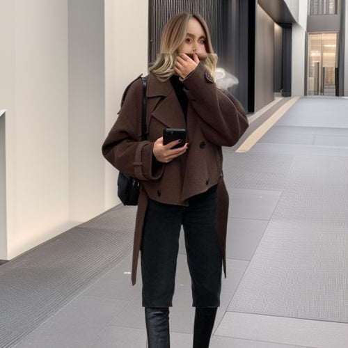 Damen Kurz geschnittener Oversize-Wollmix-Peacoat mit weitem Revers und Bindegürtel Shop Nory