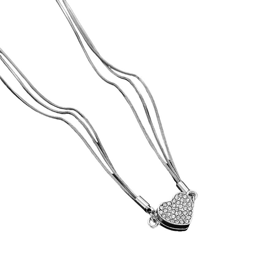Damen Halskette mit einzigartigem Herzanhänger und funkelnden Zirkonia Steinen Shop Nory