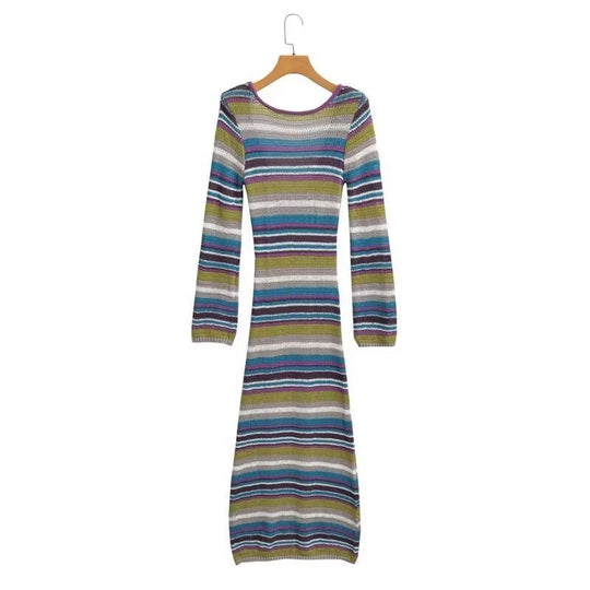 Damen Gestreiftes Rippstrick-Maxikleid mit Rundhalsausschnitt und figurbetonter Silhouette Shop Nory