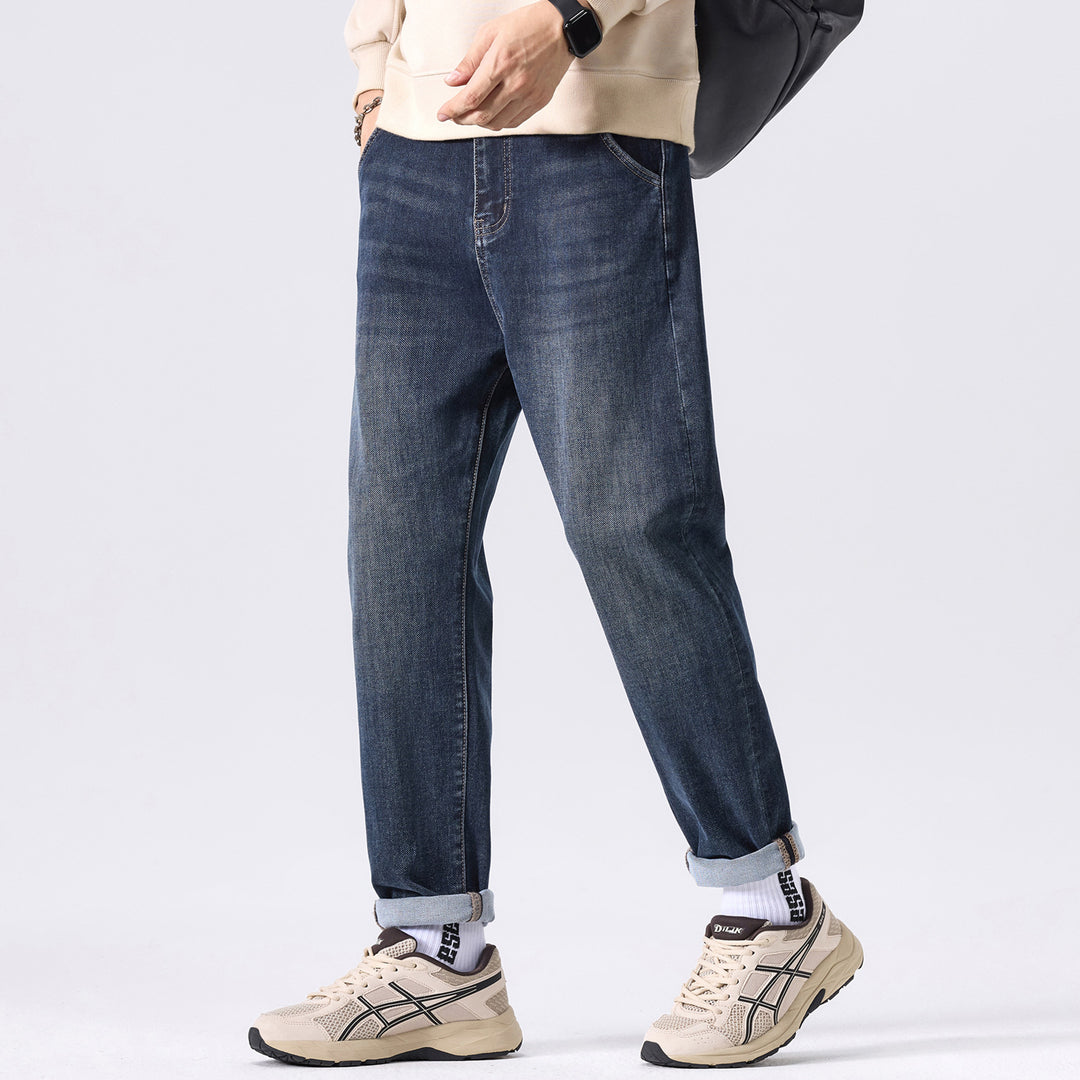 Herren Konisch geschnittene Freizeit-Jeans mit mittlerer Leibhöhe und dezenter Used-Waschung Shop Nory