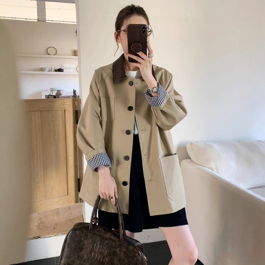 Damen Leichte Oversize-Übergangsjacke mit Kontrastkragen und kariertem Ärmelsaum Shop Nory