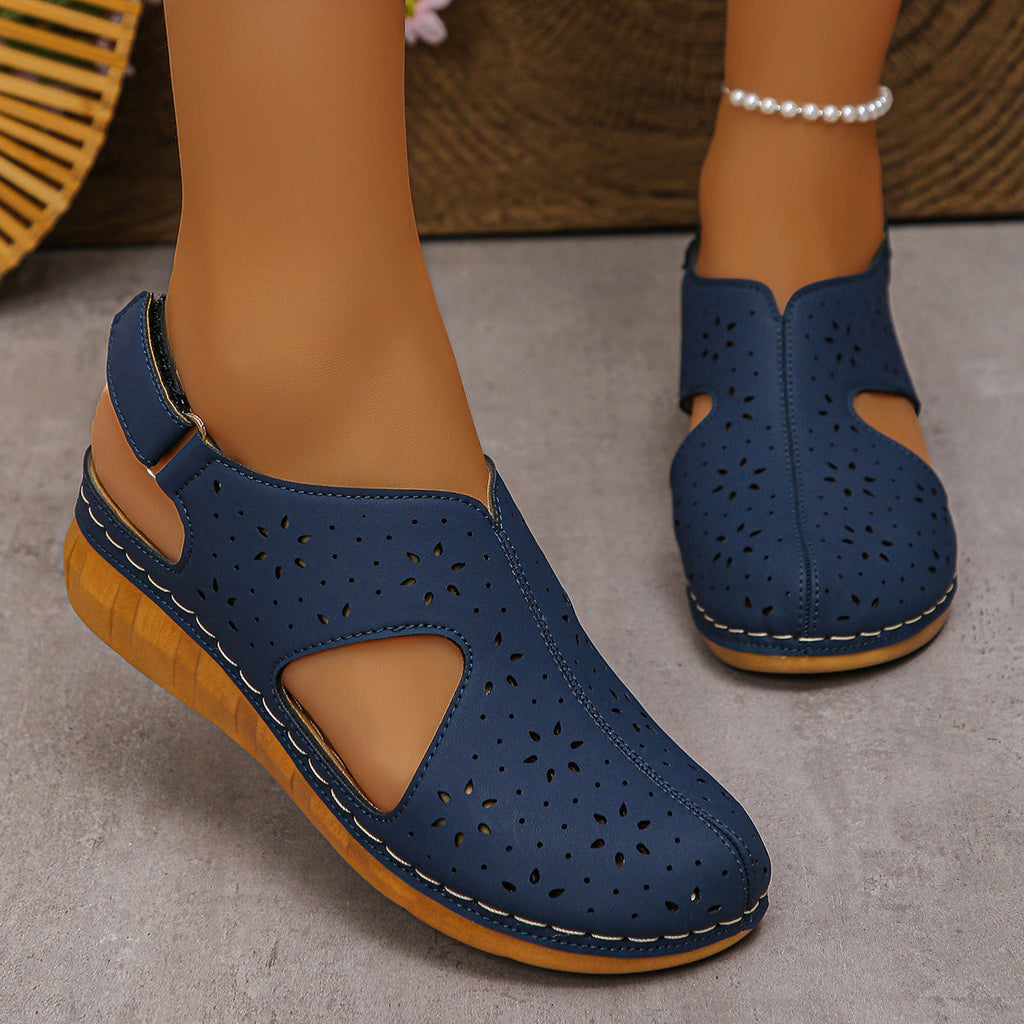 Damen Luftige Clogs mit eleganter Perforation und bequemer Sohle