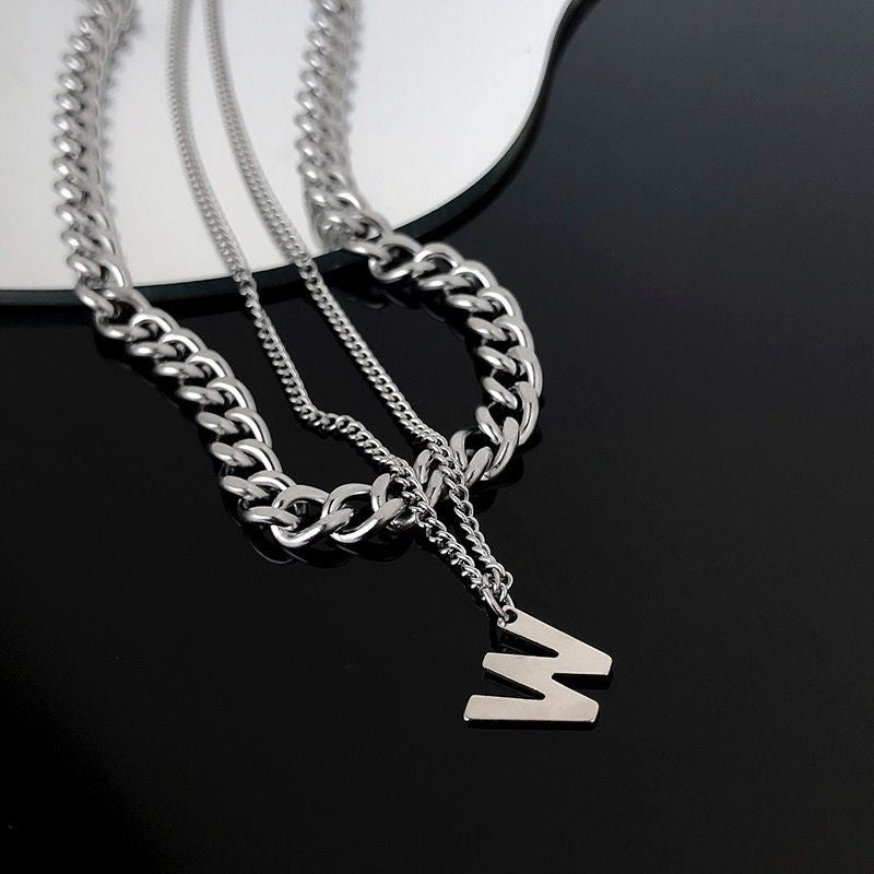 Damen Halskette mit modischem Buchstabenanhänger und eleganten Gliederketten Shop Nory