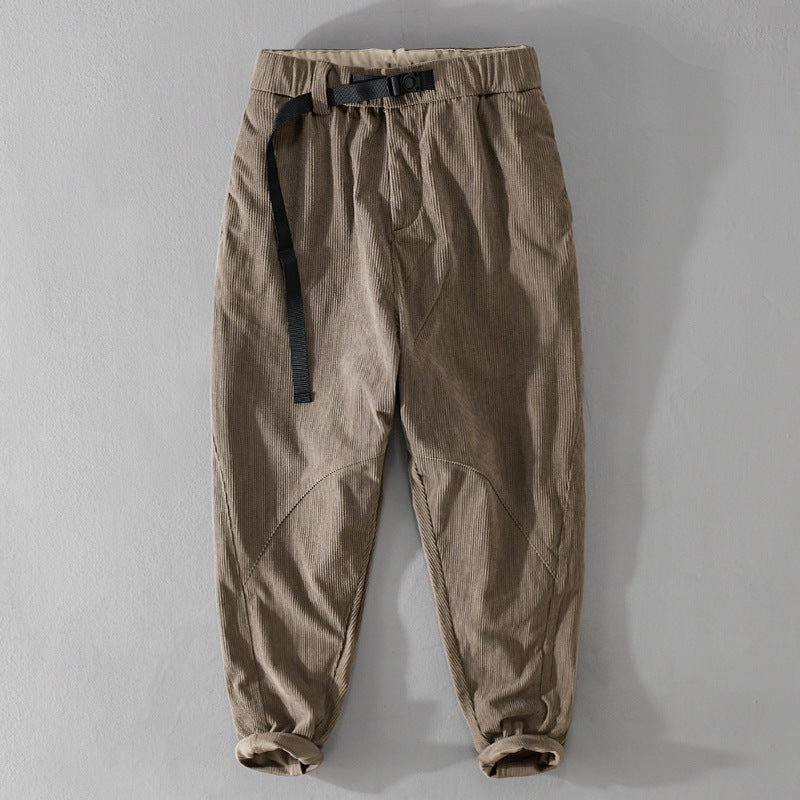 Herren Kord-Chino mit elastischem Bund, Gurtbandschließe und konischem Schnitt Shop Nory