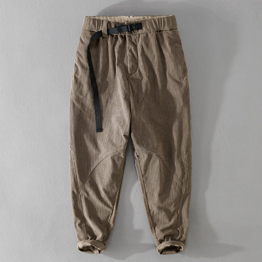 Herren Kord-Chino mit elastischem Bund, Gurtbandschließe und konischem Schnitt Shop Nory