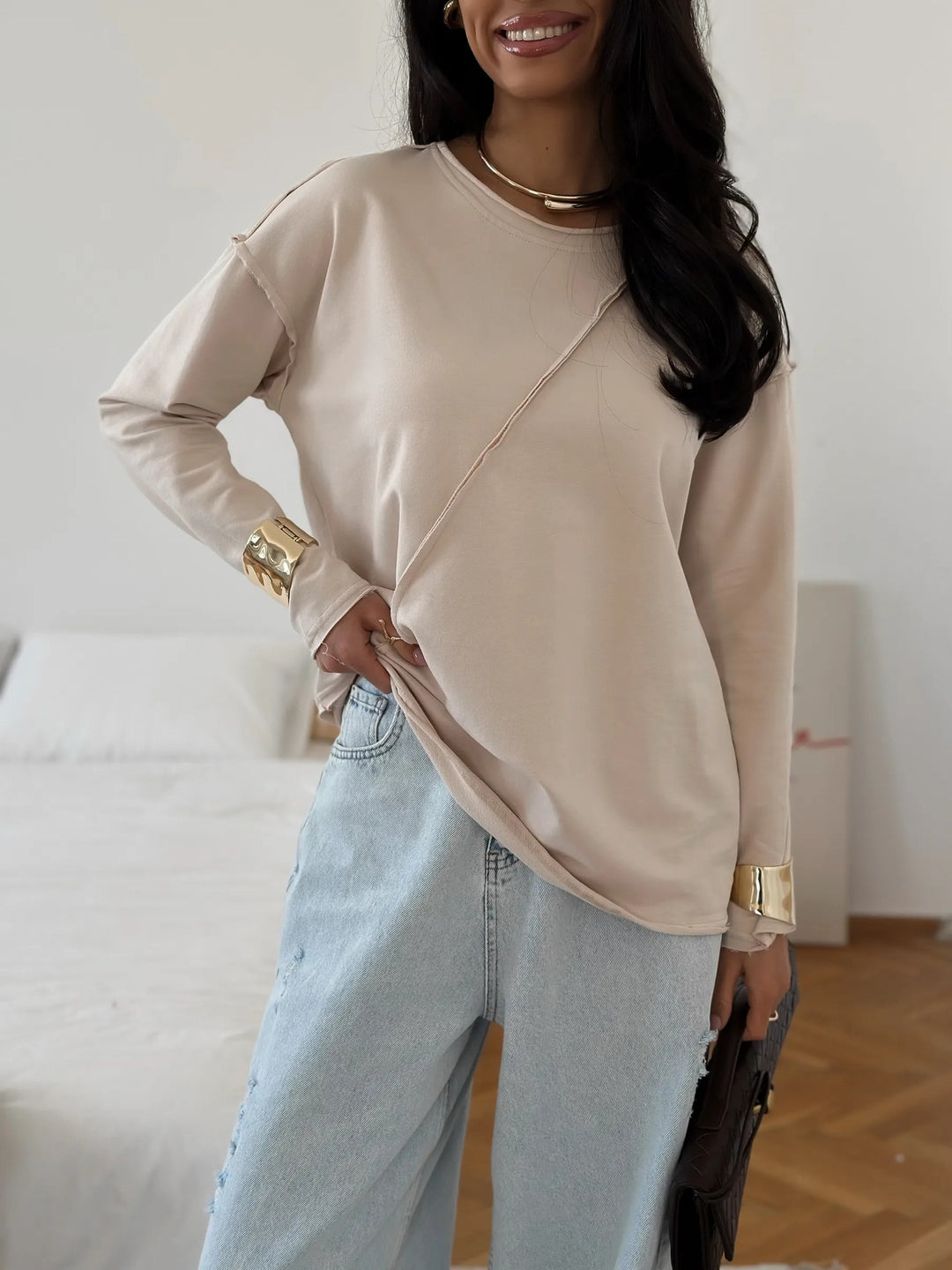 Damen Oversized Longsleeve mit schräger Naht und überschnittenen Schultern Shop Nory