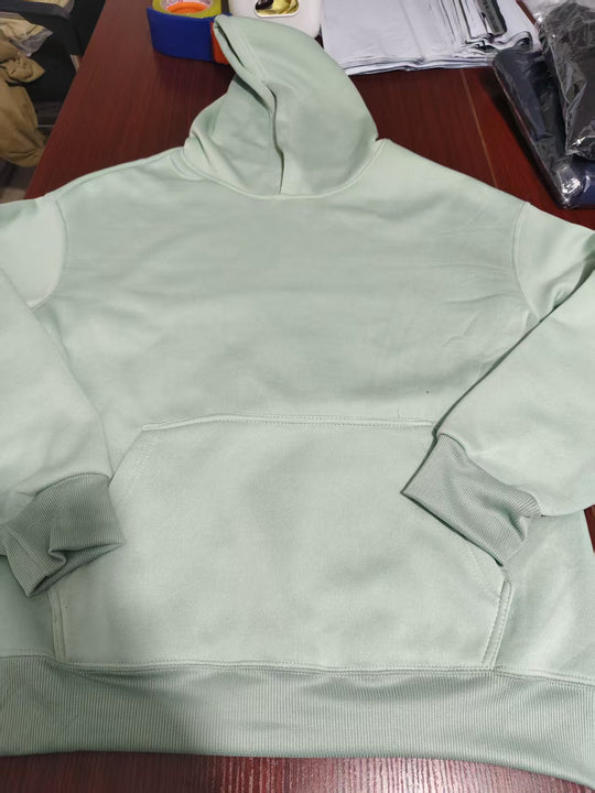 Unisex nan oversized Kapuzenpullover mit Kängurutasche und gerippten Bündchen Shop Nory